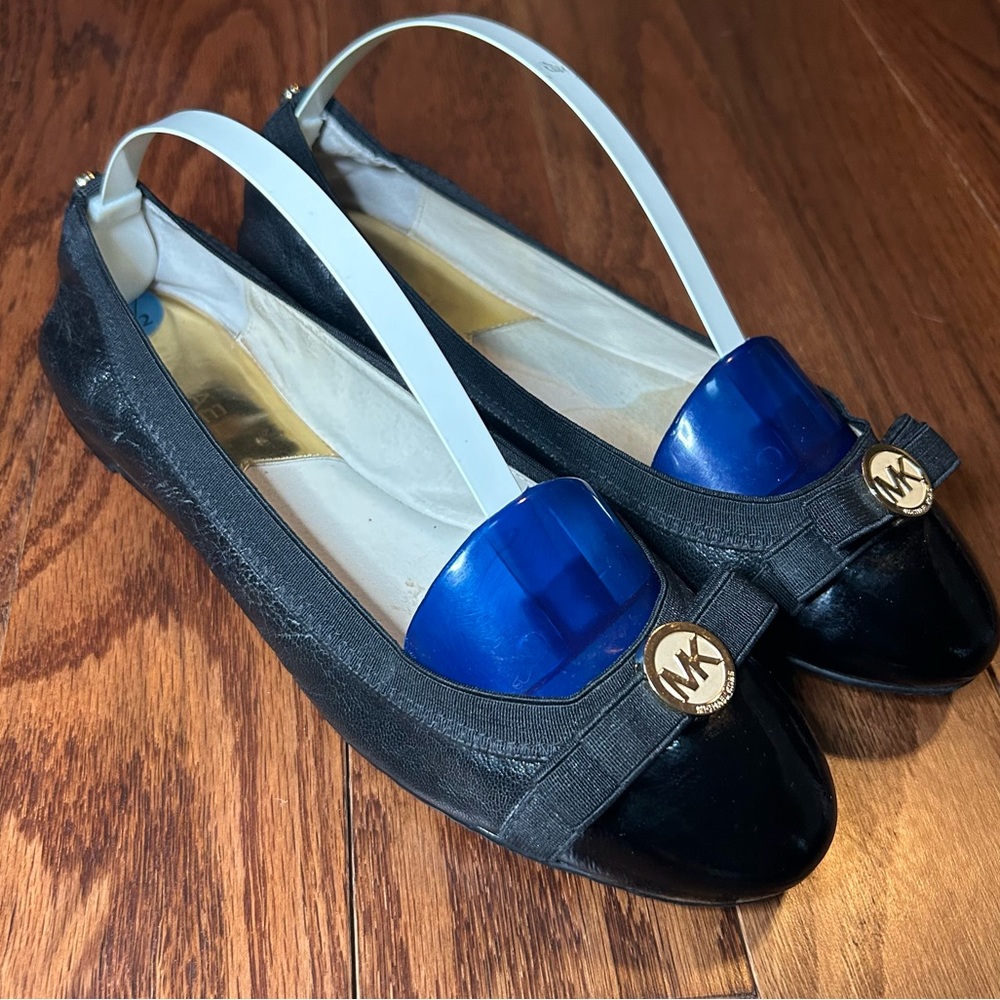 Michael Kors Black Ballet with Patent Leather Toe Cap Bow Gold Logo - size 7.5
